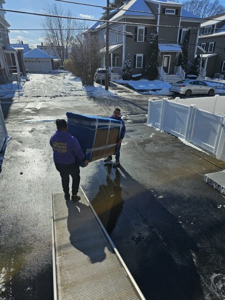 Trusted Movers in Massachusett.